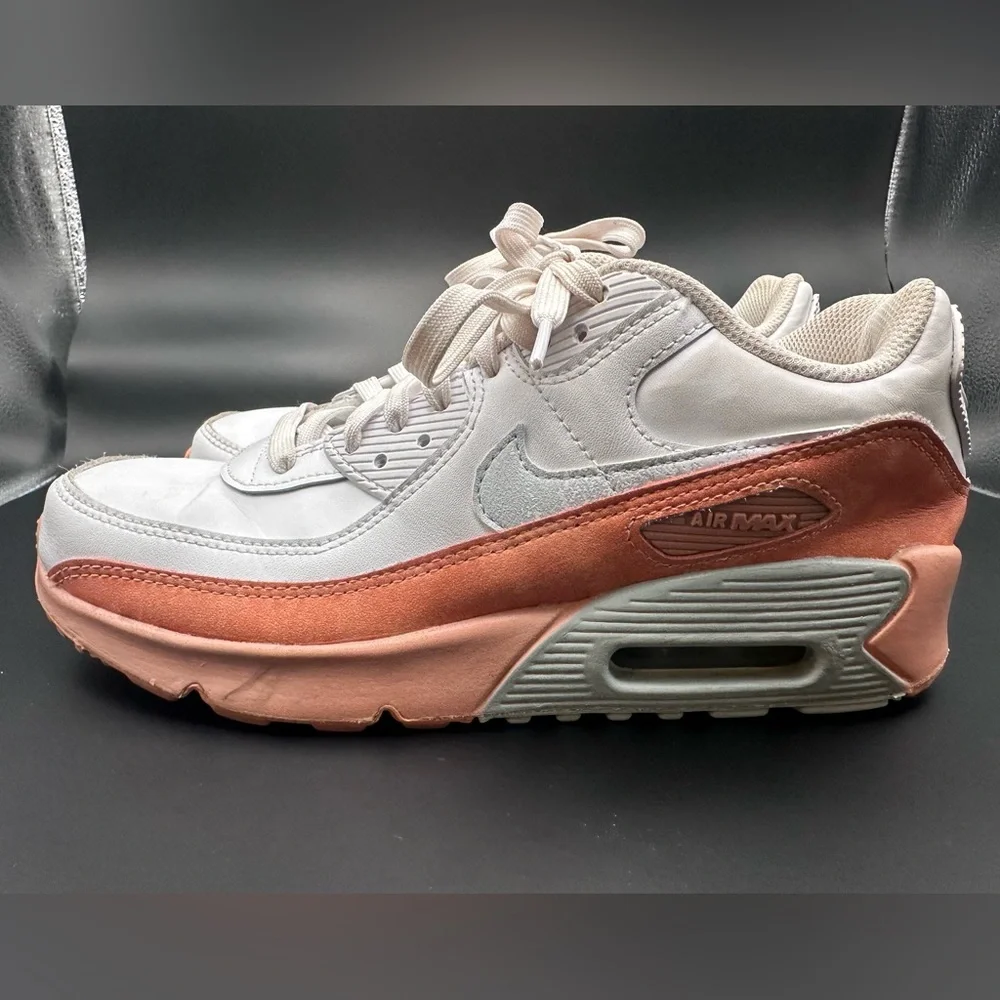 Nike Air Max 90 Sneakers Youth 7Y White Peach Coral Rainbow Logo